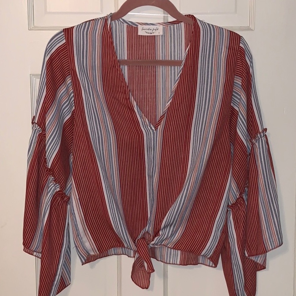 Trendy Striped Toe Front Top -NWOT